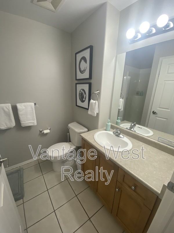 1128 Sunset Drive - Photo 2 of 8