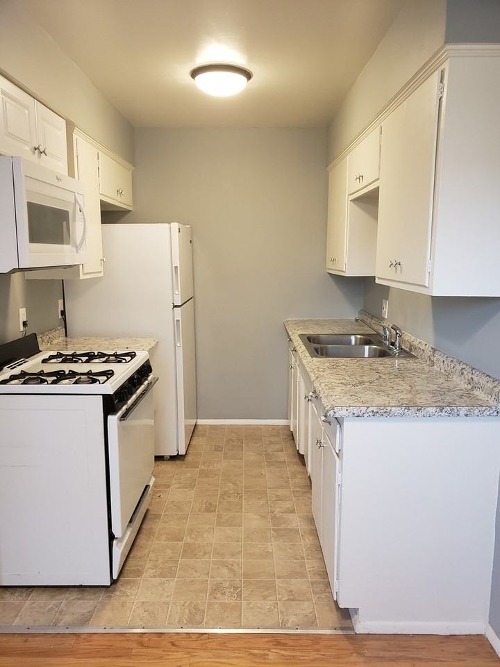 4307 - Photo 5 of 27