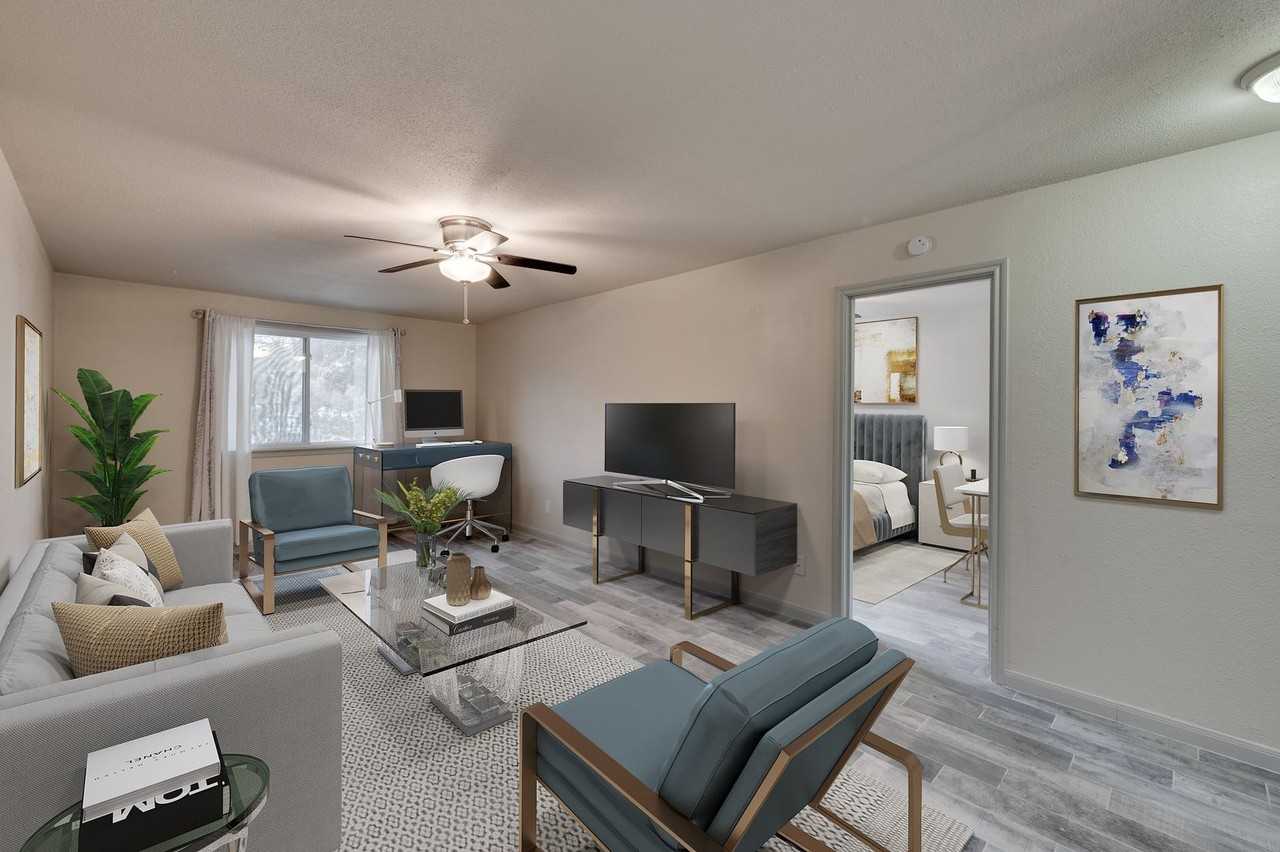 Gia @ Westchase - Photo 2 of 8