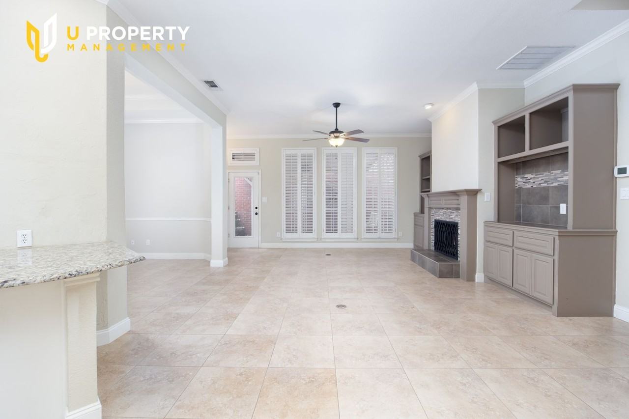 3288 Candlewood Trl - Photo 3 of 26