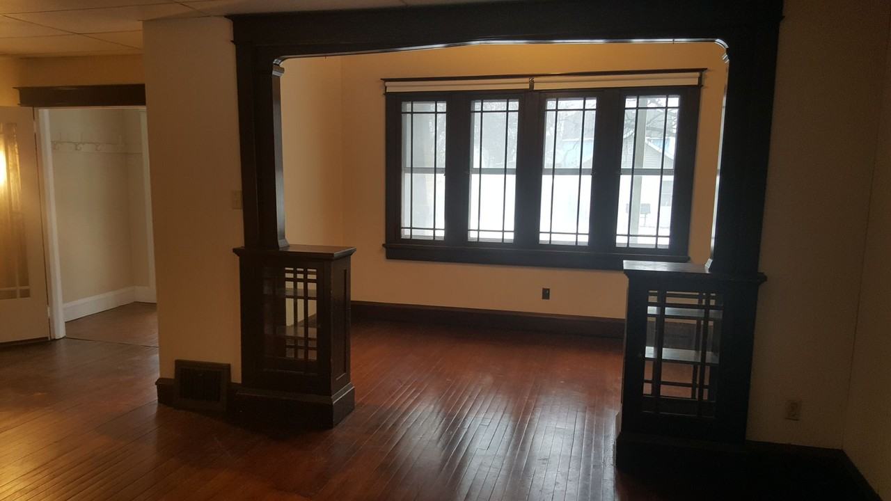 Maple 530 - Photo 2 of 6