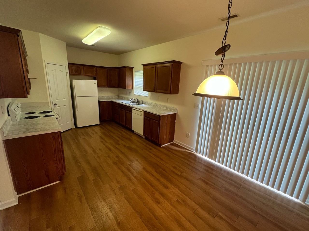 6734 Chieftain Dr - Photo 3 of 15