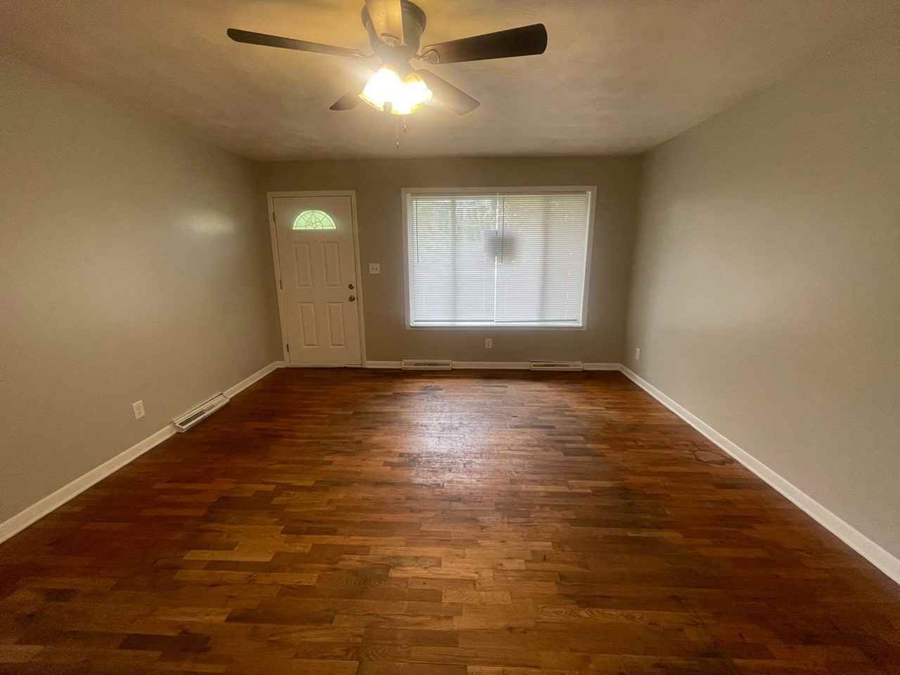 2416 West Nichols Street - Photo 2 of 13