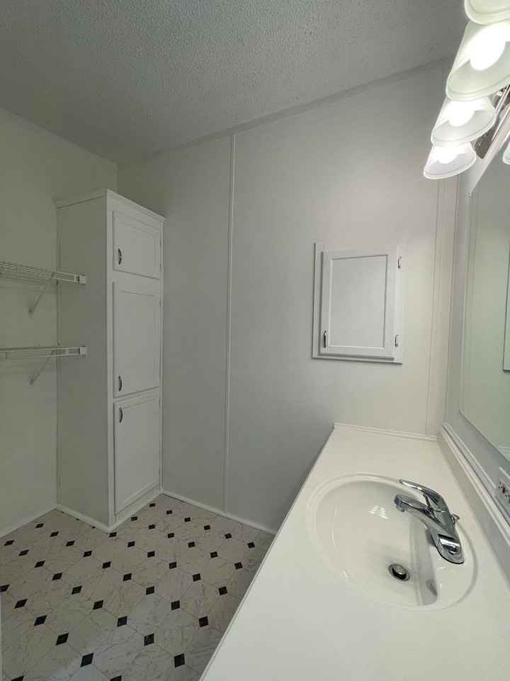 216 Twin Cedar Rd - Photo 7 of 15