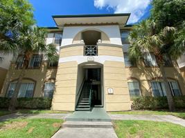 featured image of 17110 Carrington Park Dr #821