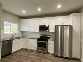 featured image of 195 Johnston Ln