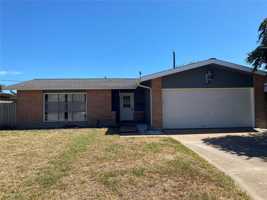 featured image of 121 Tuna St