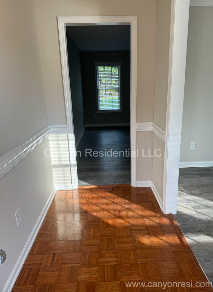 229 Lakeside Rd - Photo 7 of 12