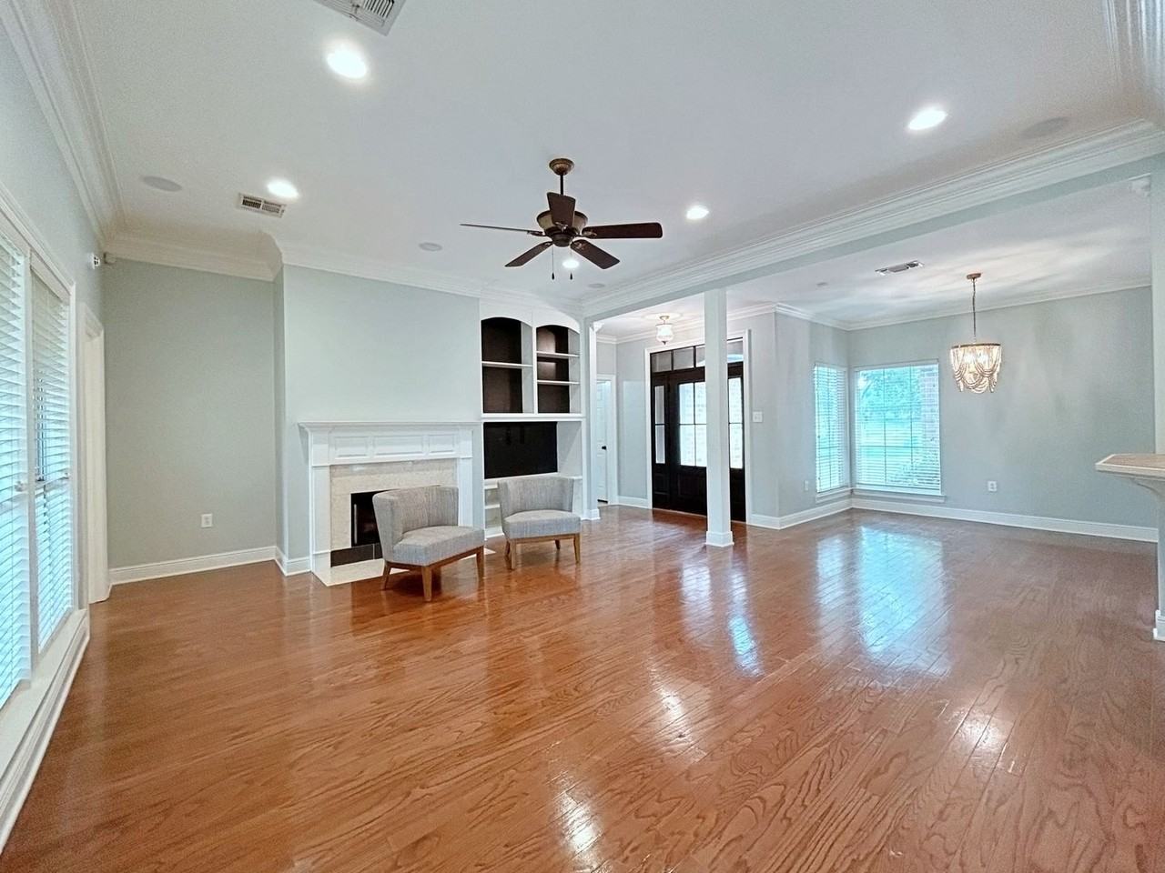 3919 Meadow Ridge Dr - Photo 2 of 50