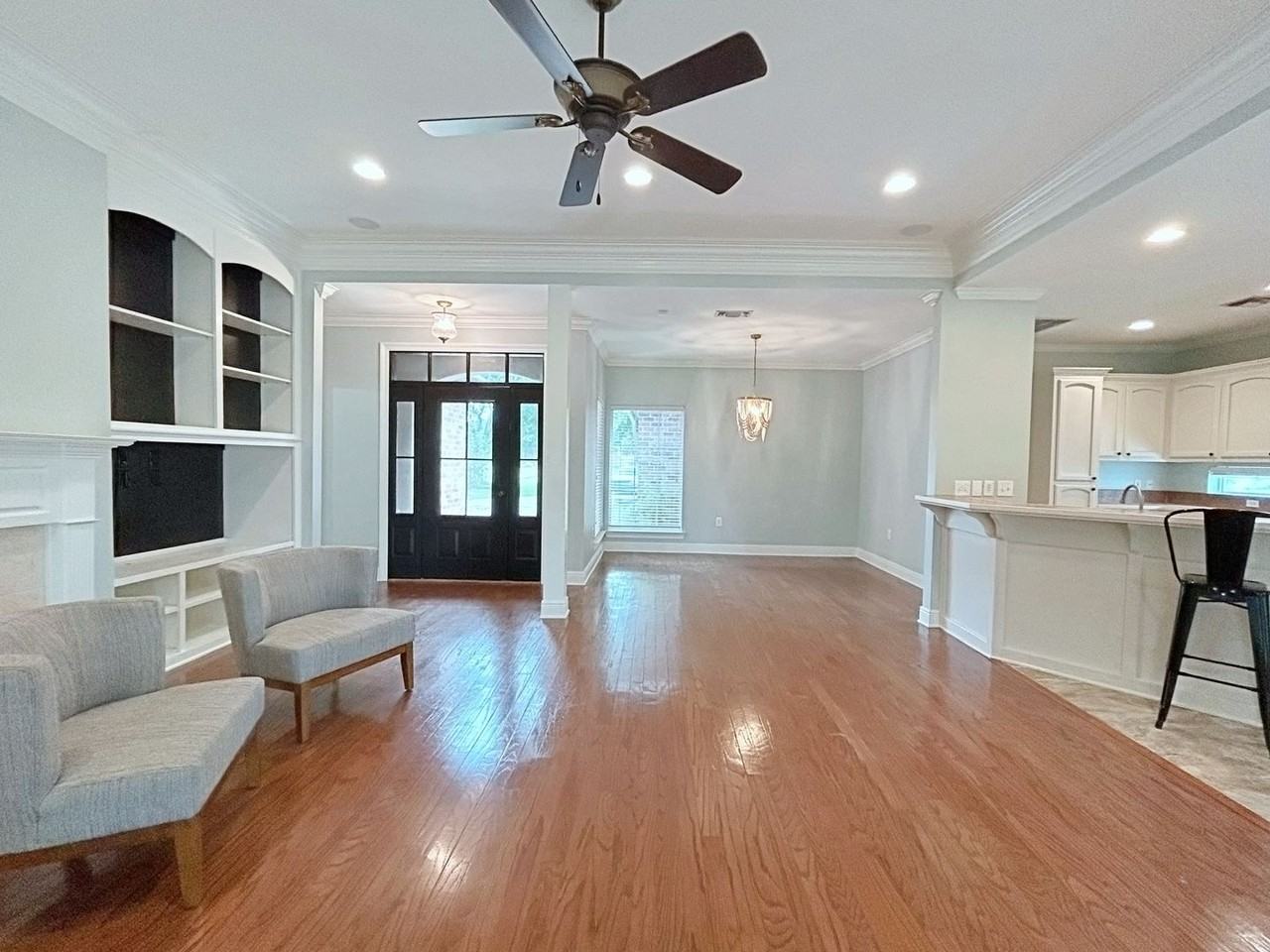 3919 Meadow Ridge Dr - Photo 7 of 50