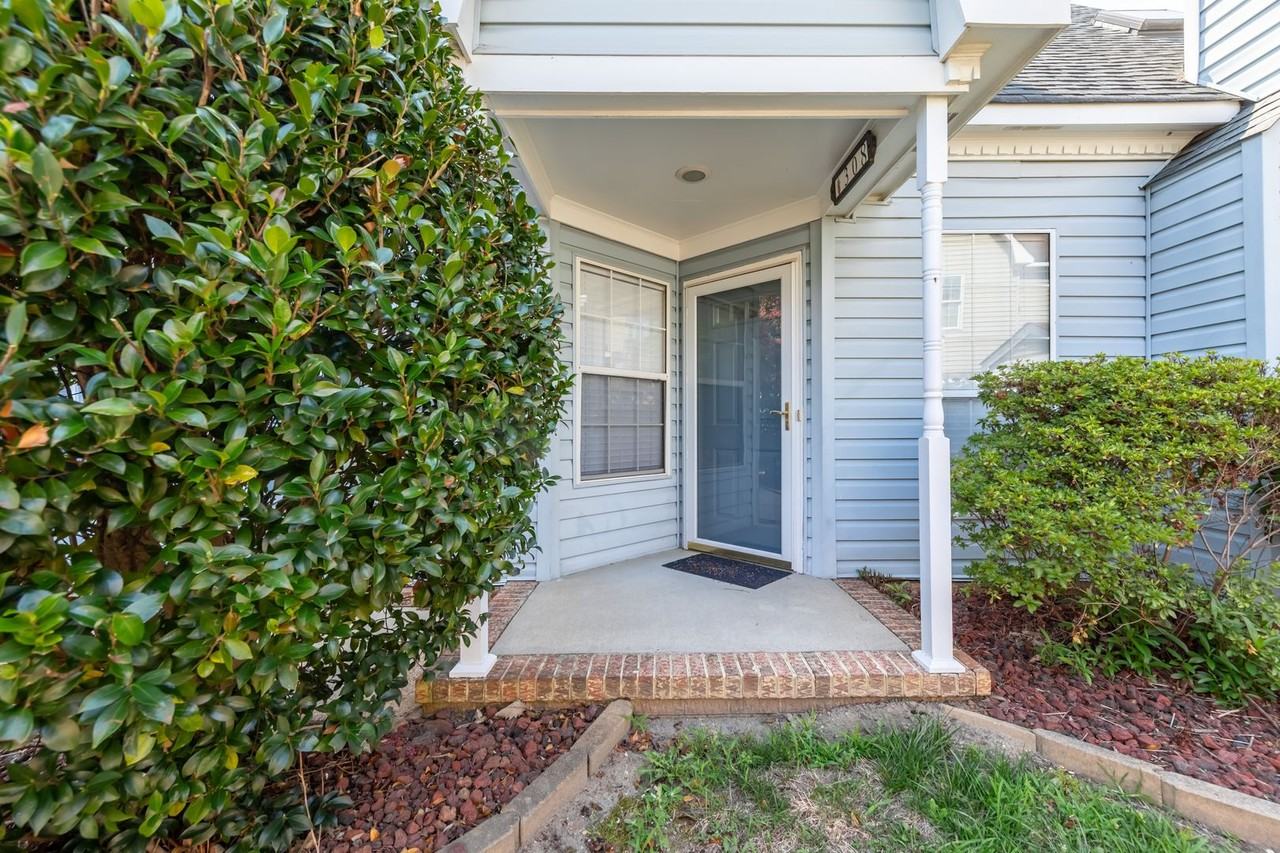 308 Ferguson Bnd - Photo 2 of 24