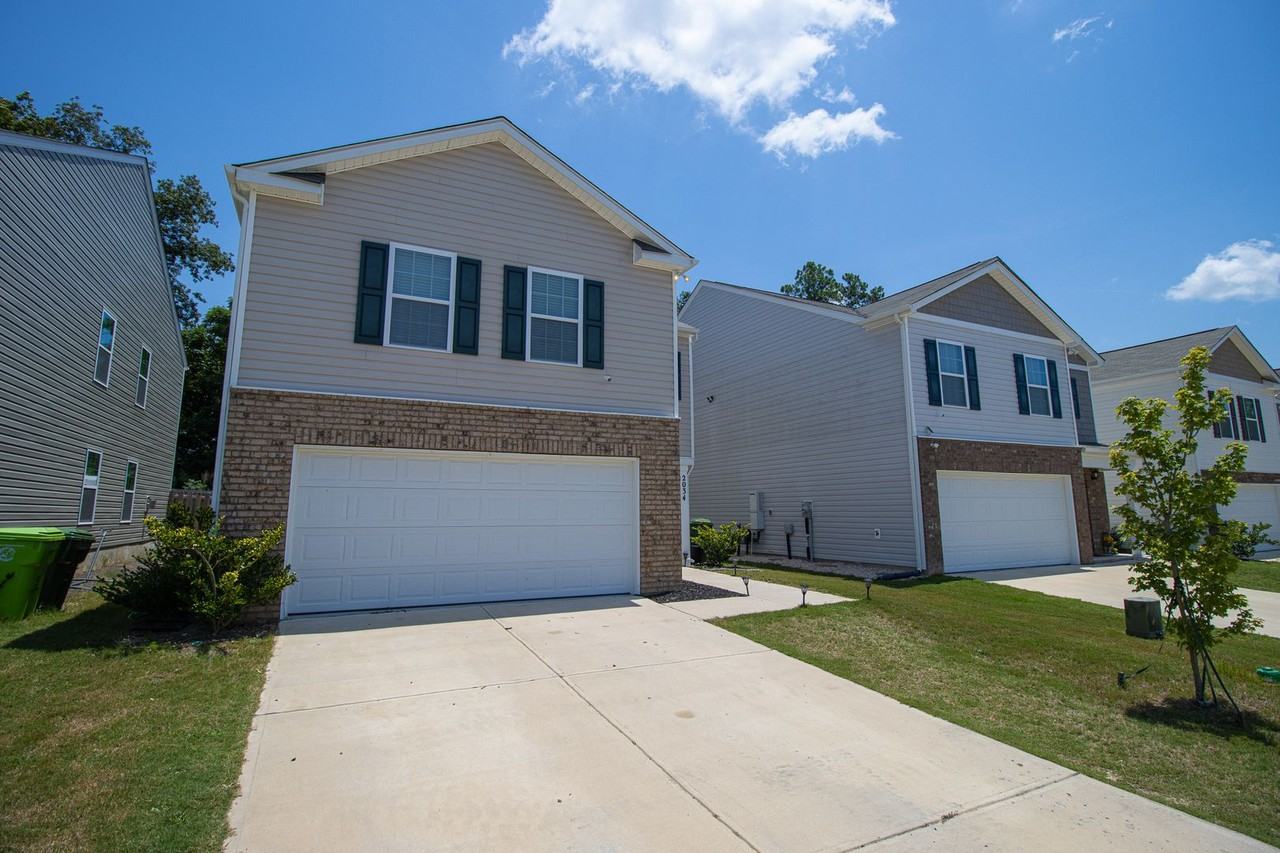 2034 Elmridge Rd - Photo 5 of 41