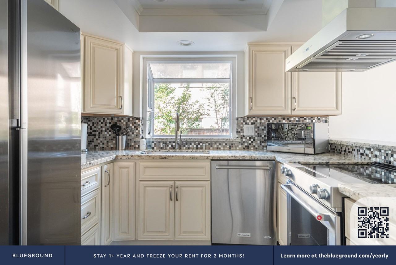 328 Bryant Street #1525 - Photo 7 of 19