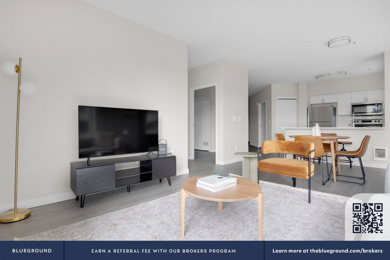 10011 Ne 1st St #280 - Photo 5 of 36