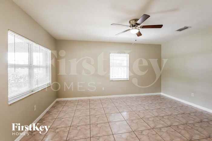 1366 Ne 183rd St - Photo 2 of 16