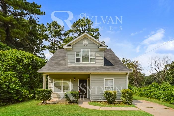 2003 Reynolds Dr Sw - Photo 2 of 16