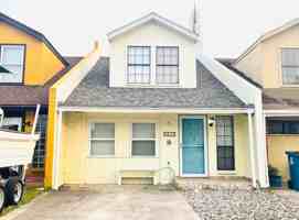 featured image of 117 W Mesquite St #1