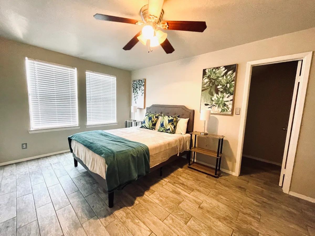 117 W Mesquite St #1 - Photo 4 of 15