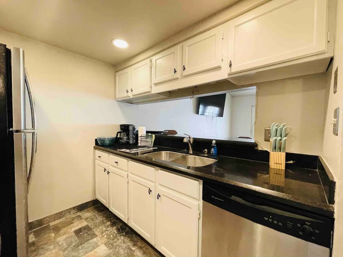 117 W Mesquite St #1 - Photo 6 of 15