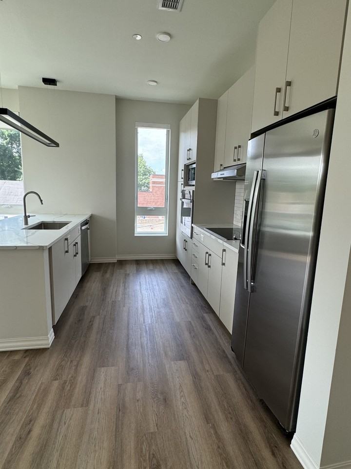 5 Washington St #303 - Photo 3 of 19