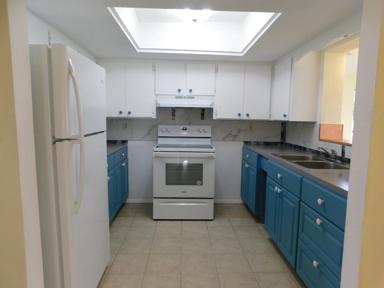 21019 Randall Ave #NA - Photo 6 of 9