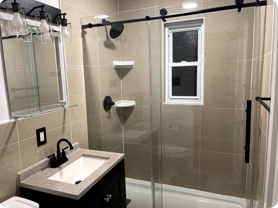 2315 Sheridan St #A - Photo 5 of 8