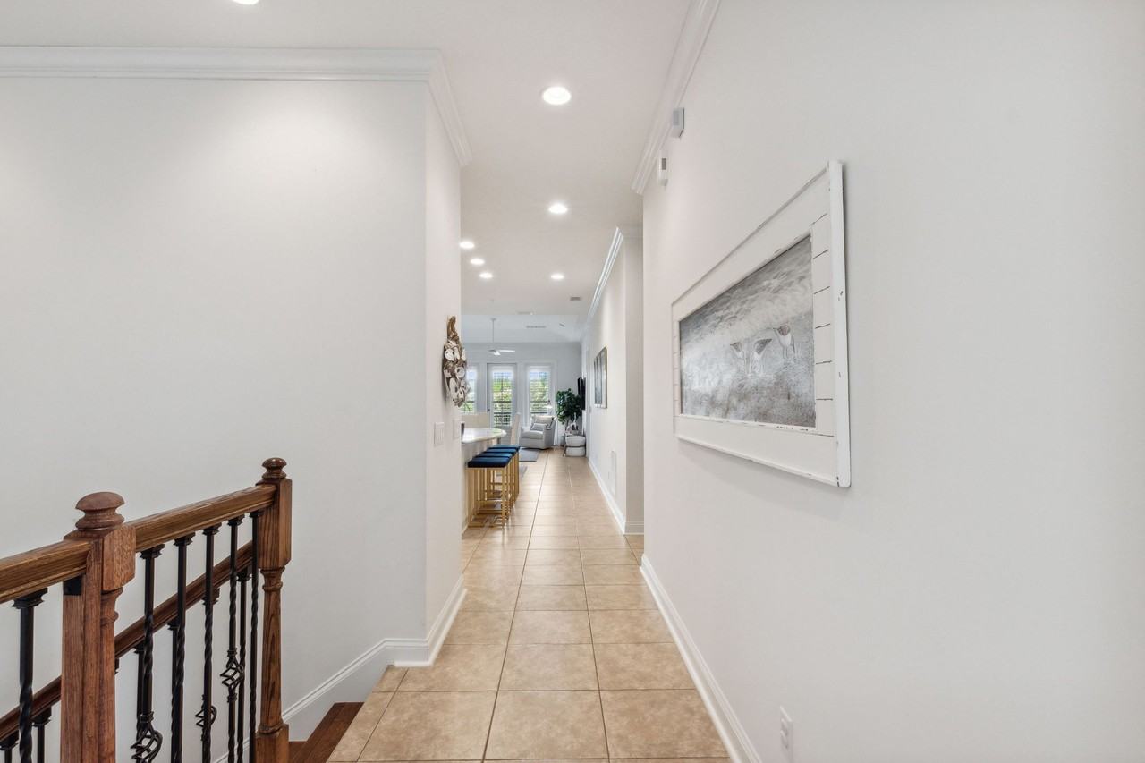 95282 Summerwoods Cir #607 - Photo 6 of 50