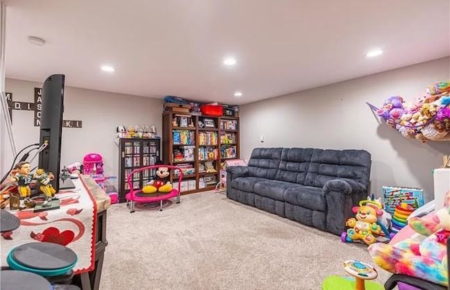 3815 Fairfax St #8 - Photo 3 of 24