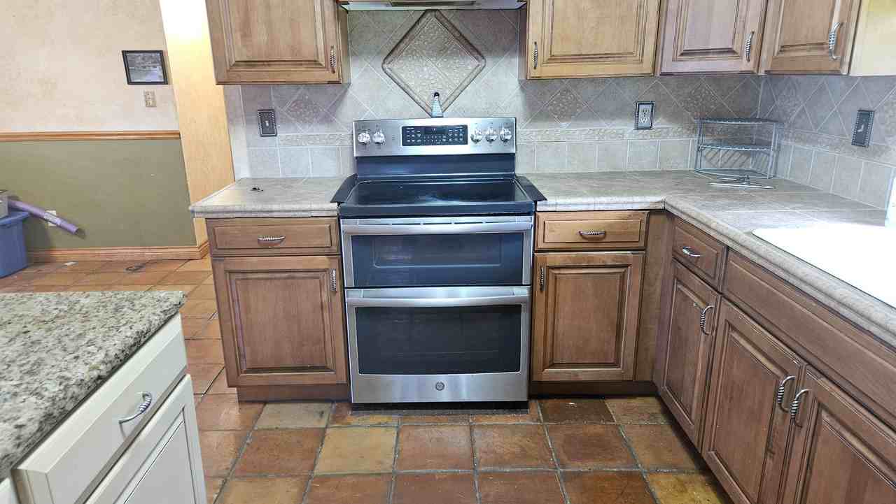 Se 54th Ct #NA - Photo 6 of 50
