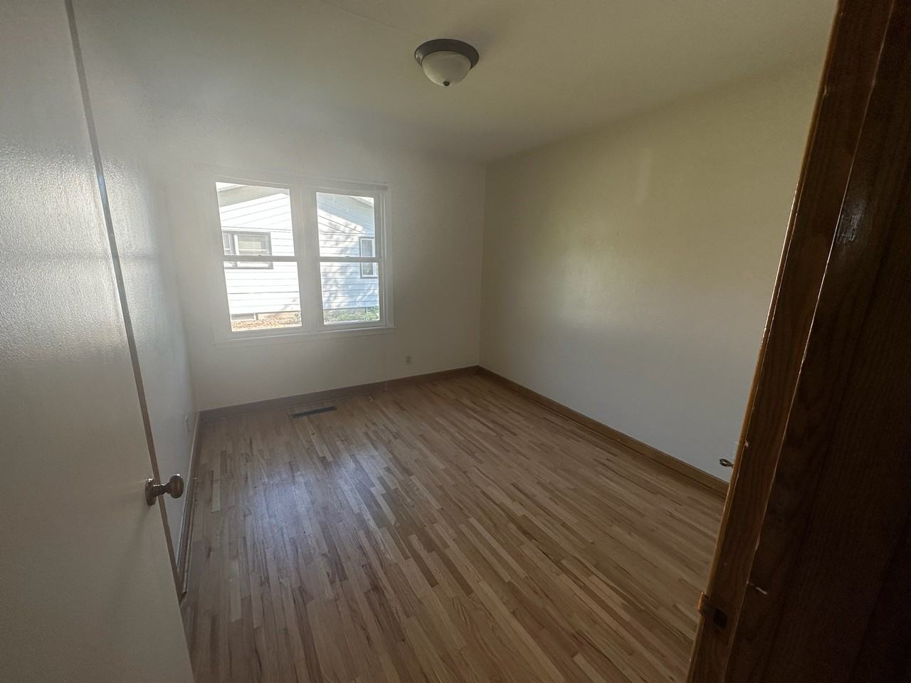 St Germain St W - Photo 6 of 7