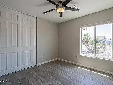 1004 W Fogal Way #1 - Photo 7 of 9