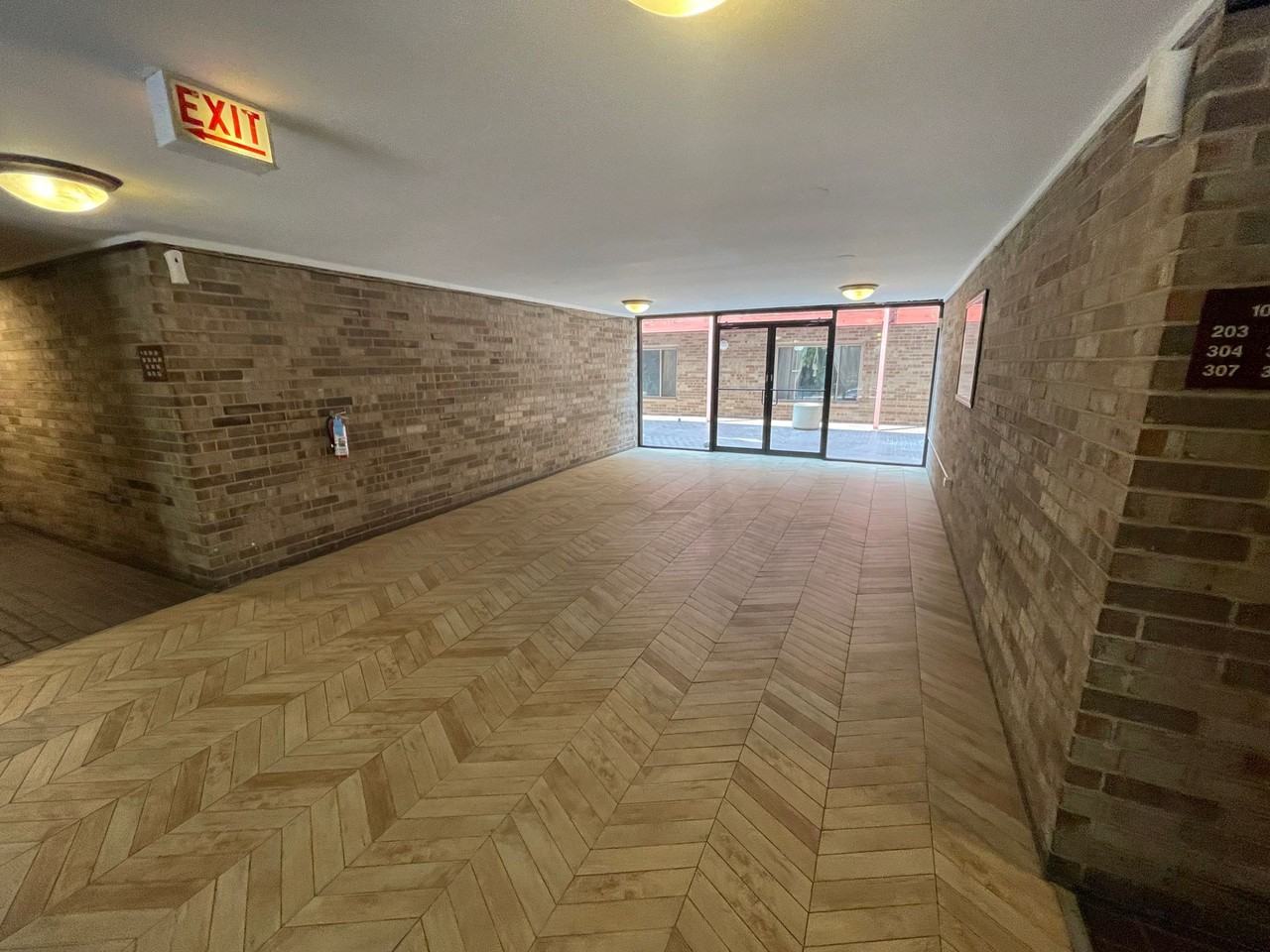 Buena Park Apts Available! - Photo 3 of 23