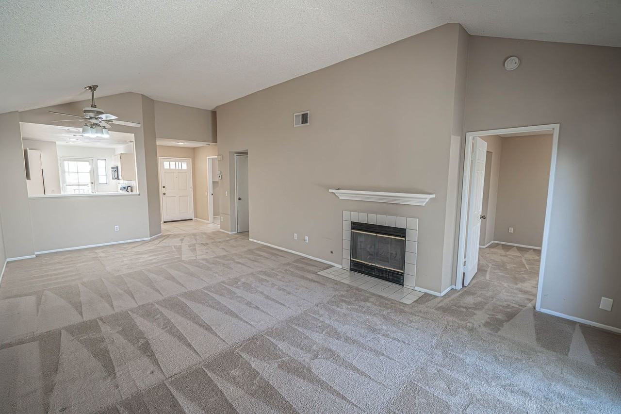 25867 Mcbean Pkwy #88 - Photo 4 of 18