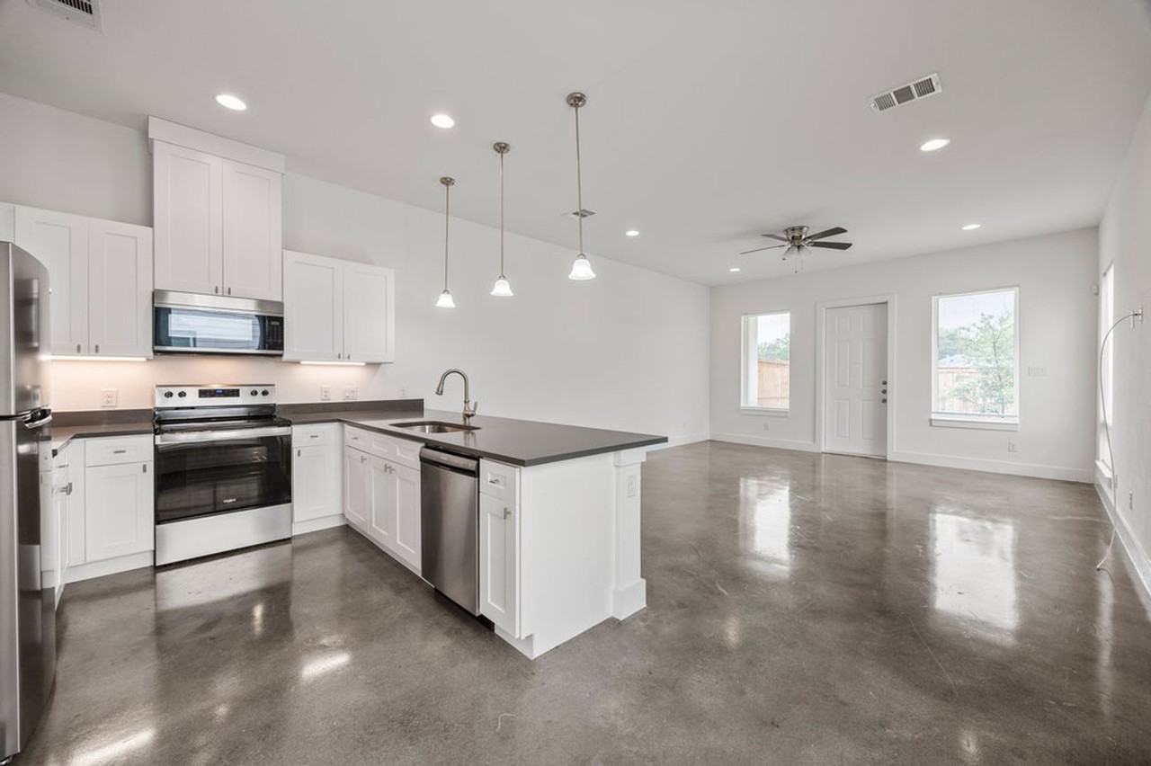 307 San Salvador Ave #101 - Photo 4 of 25