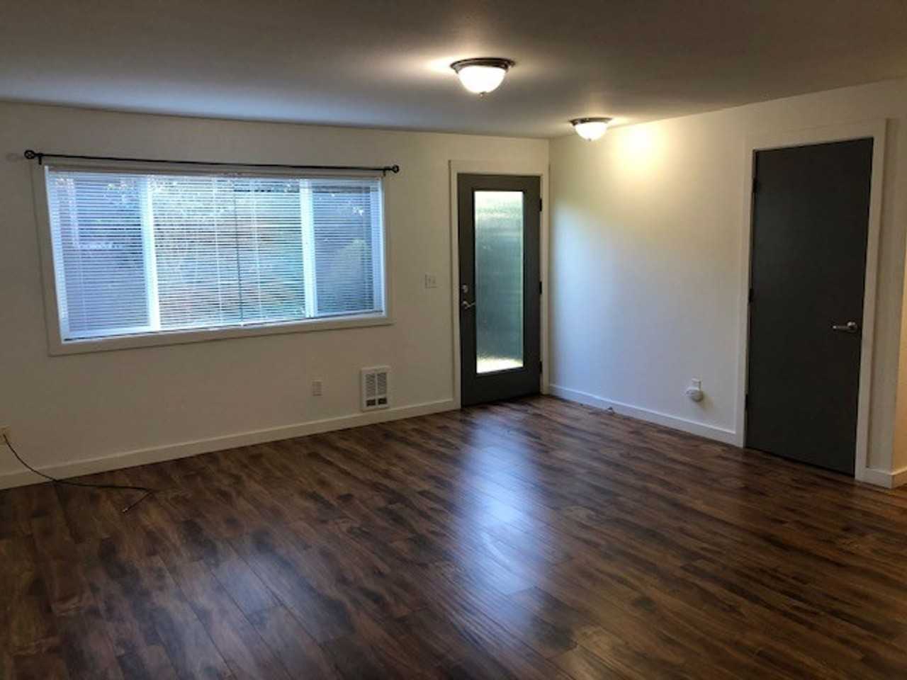 BK114-1 - Photo 2 of 17