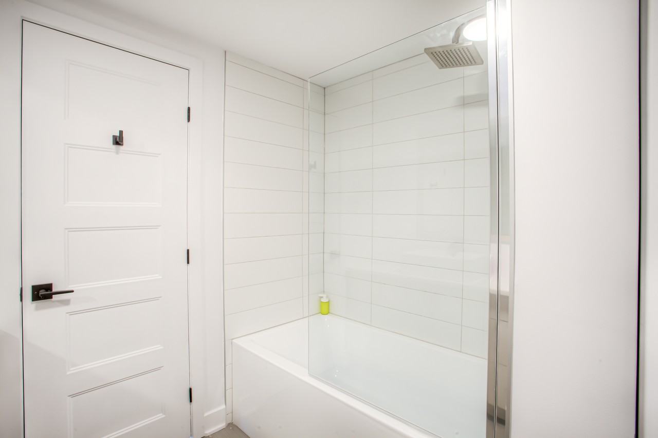 3056 Rue de Rushbrooke #3 - Photo 6 of 19