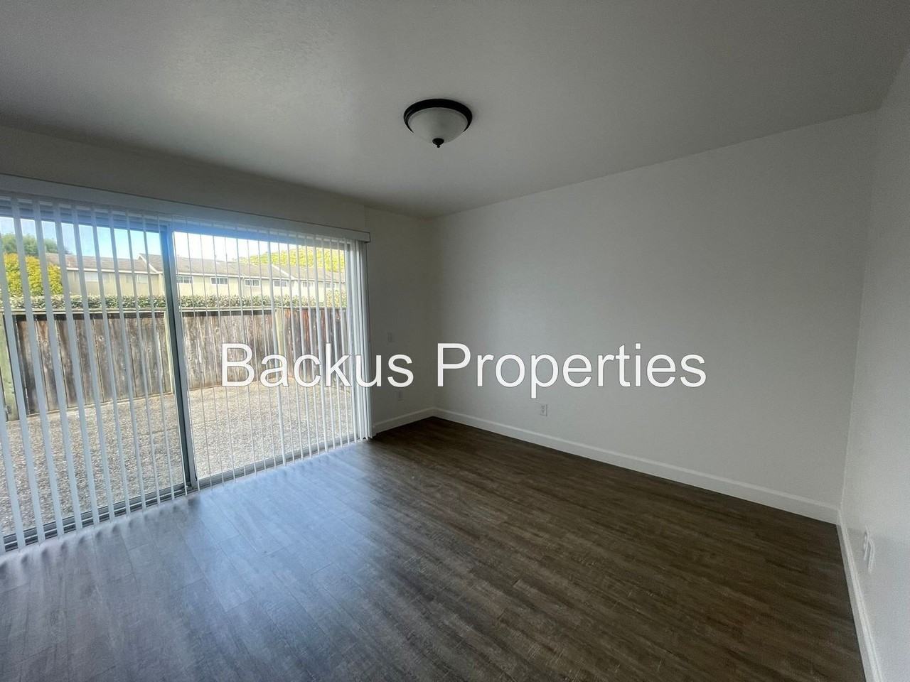 19120 Creekside Pl - Photo 6 of 20