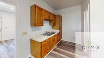 featured image of 128 S Hosmer St #2