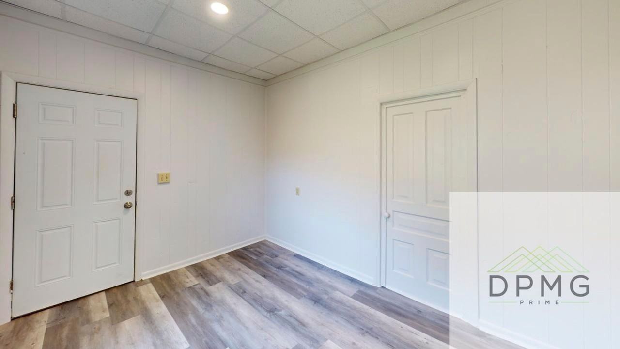 128 S Hosmer St #2 - Photo 4 of 7