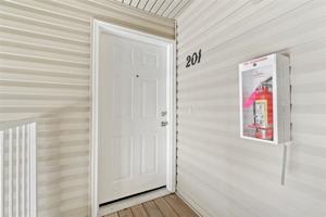 featured image of 165 N Avenger Ln