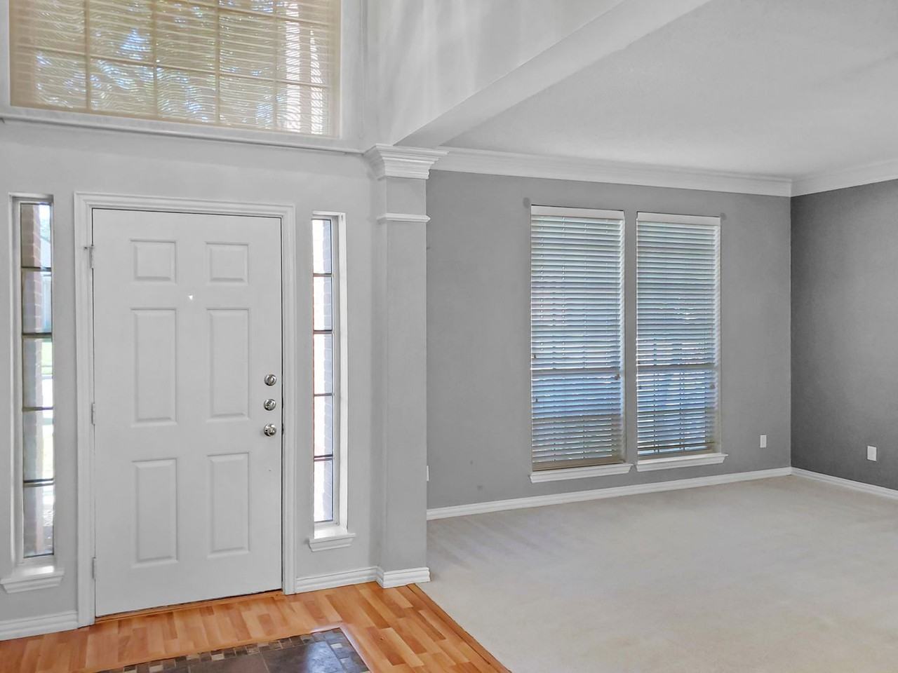 6505 Fox Glen Dr - Photo 3 of 31