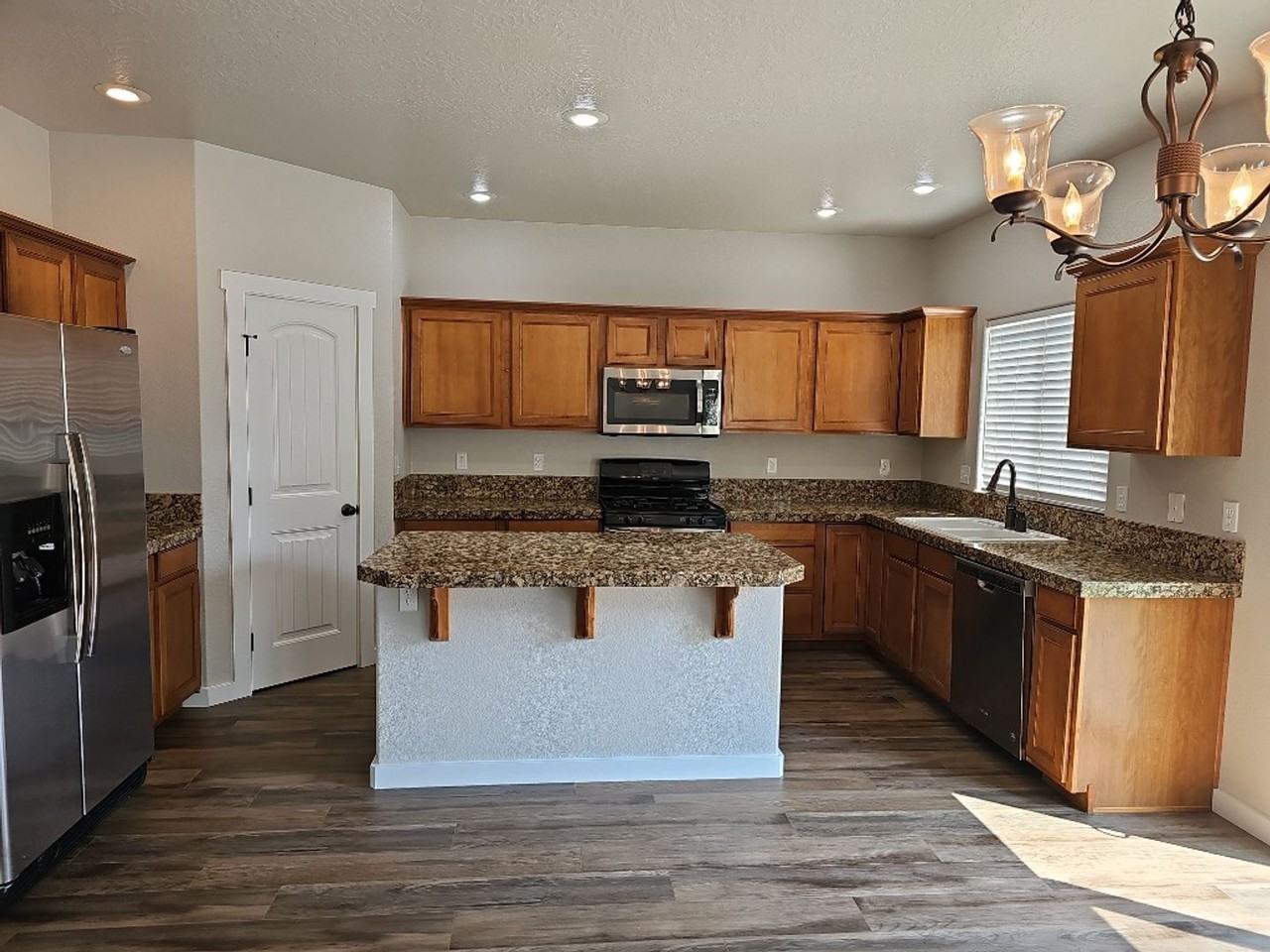 6214 N Silver Elm Way - Photo 2 of 29
