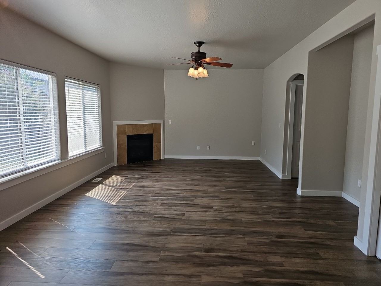 6214 N Silver Elm Way - Photo 6 of 29