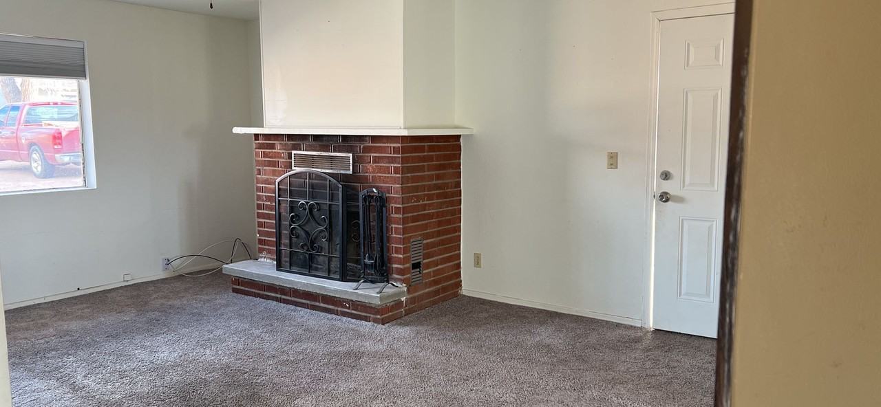 JacksonT-01 - Photo 3 of 10