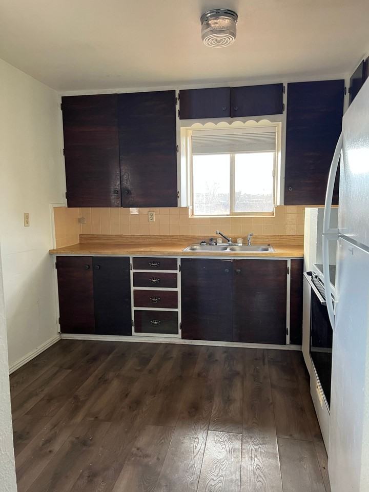 JacksonT-01 - Photo 5 of 10