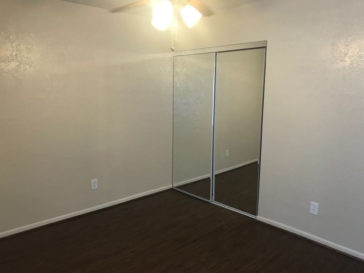 416 University Oaks Blvd - Photo 5 of 14