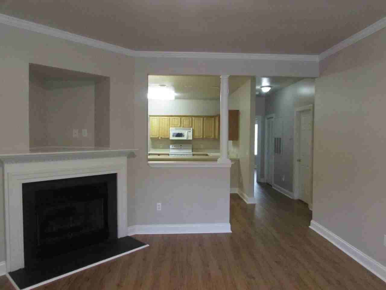 21232 Hickory St - Photo 2 of 17