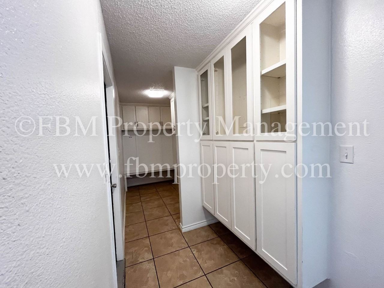 1408 Nichols St - Photo 6 of 17