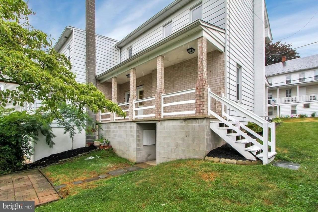 61 W Broad St - Photo 2 of 21