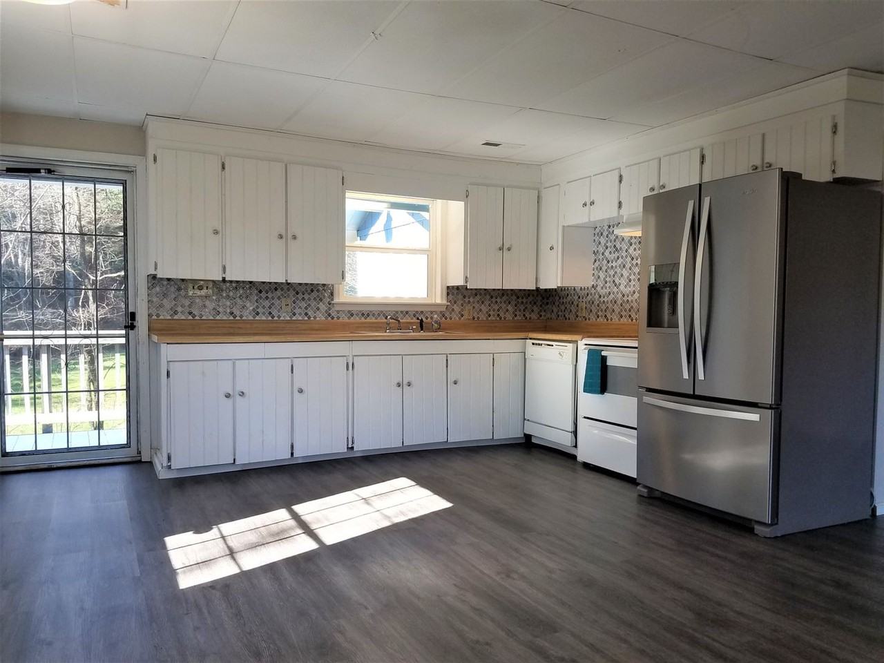 1149 Windy Hill Rd - Photo 5 of 27